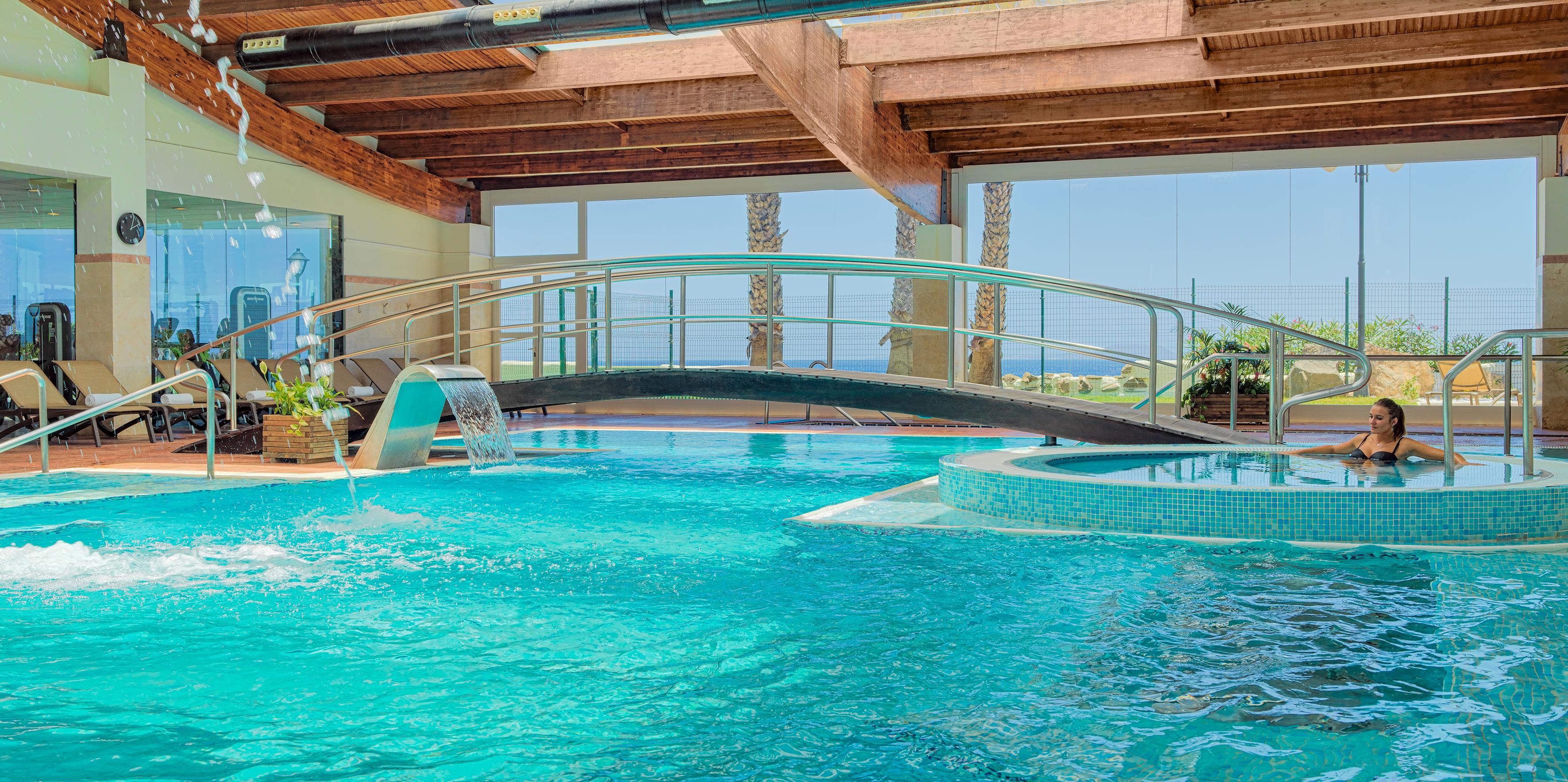 Отель H10 Rubicon Horizons Collection (Adults Only) Коста Бланка Экстерьер фото The swimming pool at the hotel