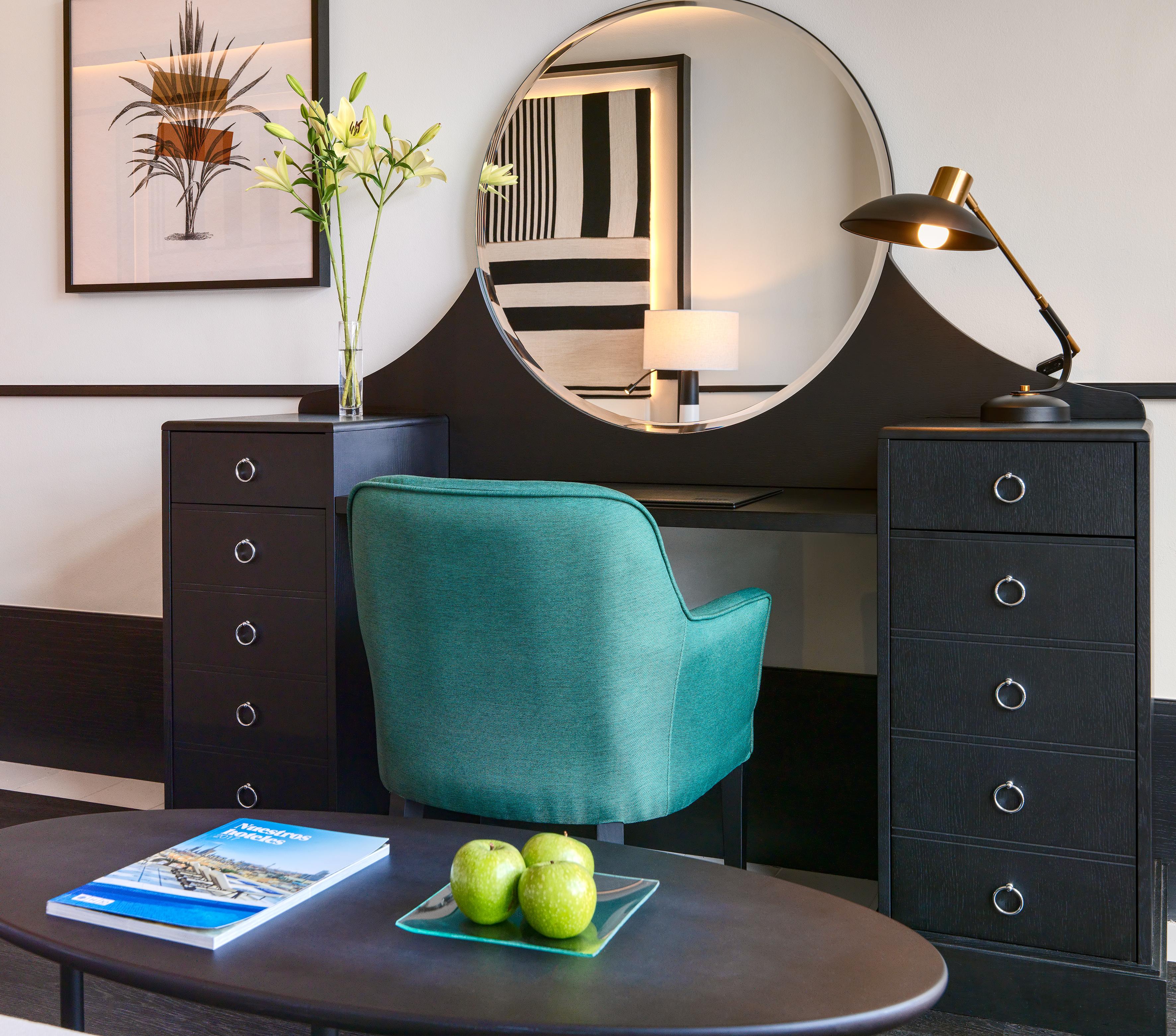 Отель H10 Rubicon Horizons Collection (Adults Only) Коста Бланка Экстерьер фото A dressing table