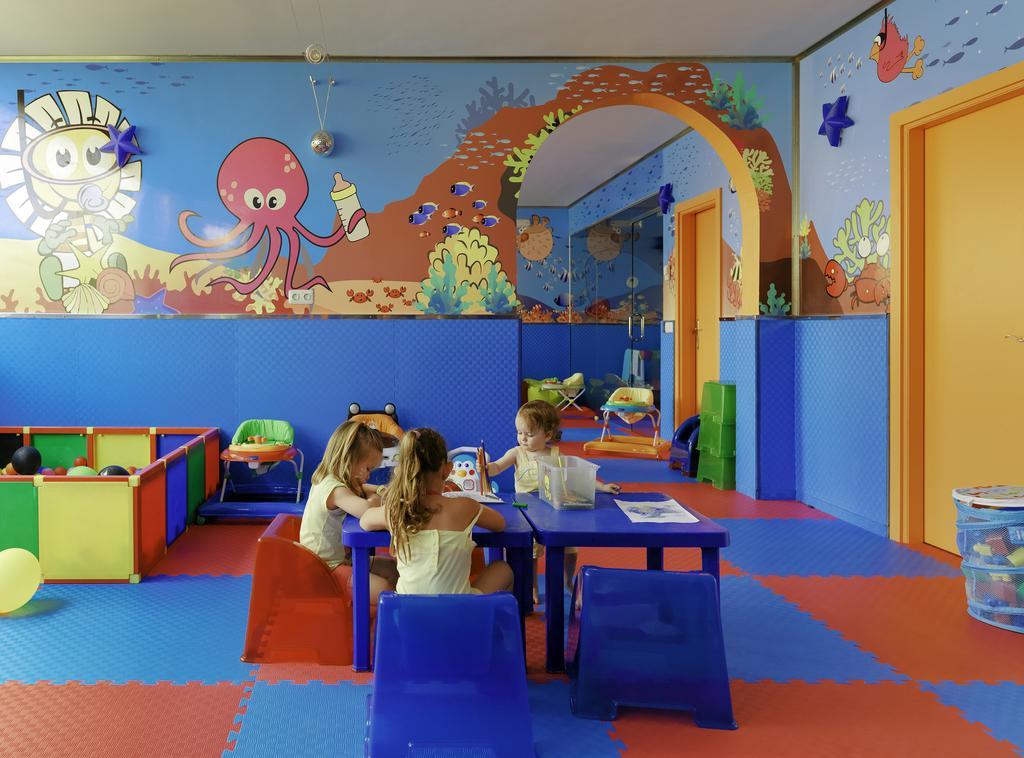 Отель H10 Rubicon Horizons Collection (Adults Only) Коста Бланка Экстерьер фото A nursery in Italy